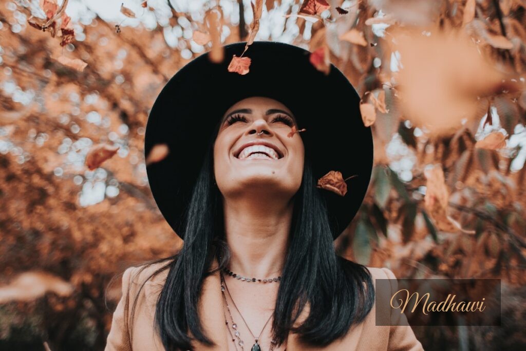 How to Apply False Eyelashes Like a Pro